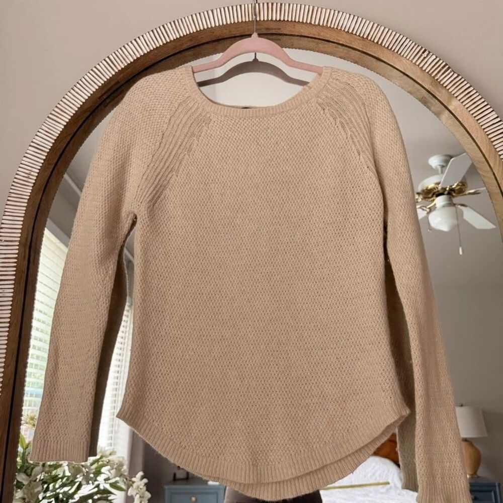 Zara Knit Italian Yarn Wool Angora Blend Sweater Beige Crew Neck Size S